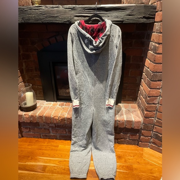 NEW Roots Onsie - Picture 2 of 5